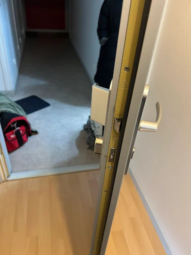 Ouverture de porte par un serrurier professionnel à Lille
